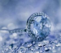 Flambée des prix des diamants de couleur exceptionnels