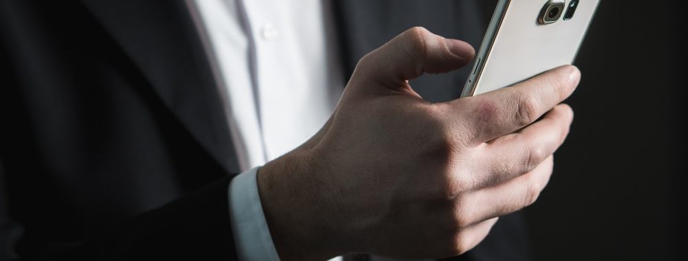 Le smartphone, guichet unique des néobanques