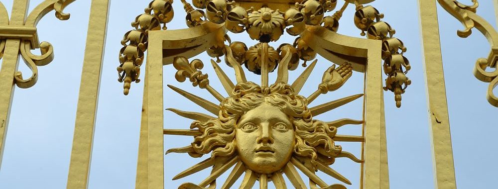 Emmanuel Macron, président ET premier ministre