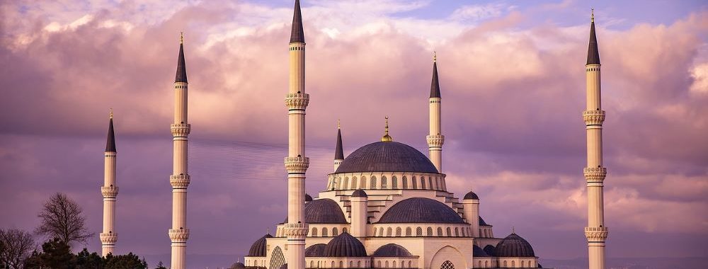 La Turquie et la Grèce: des pays voisins très éloignés sur le plan économique