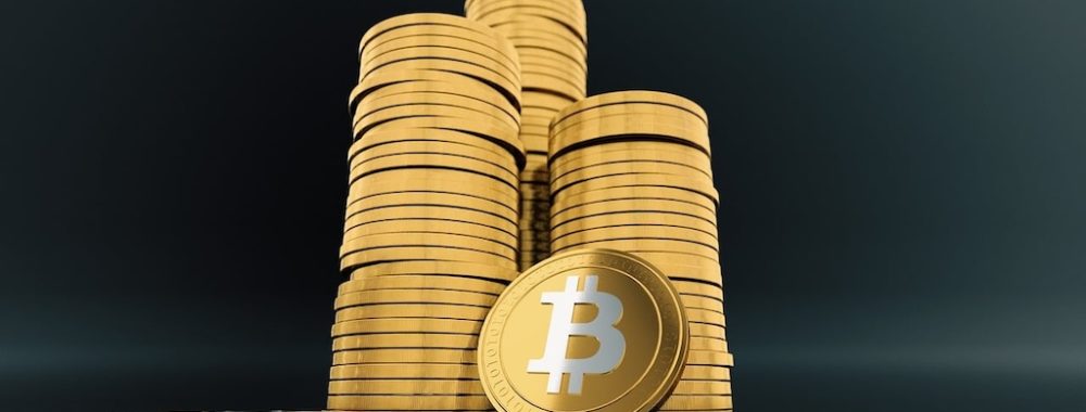 Pression sur le brut, résistance de l’or et grande volatilité sur le bitcoin