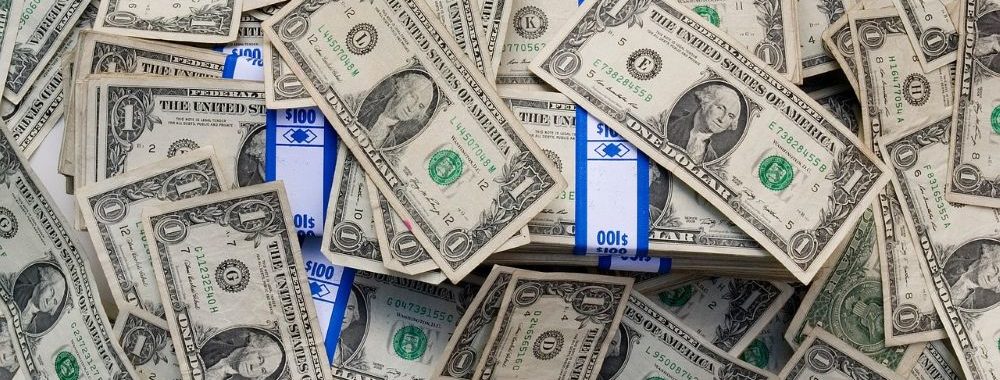 US-Dollar en chute libre: Qui profite lorsque la monnaie de référence mondiale faiblit?