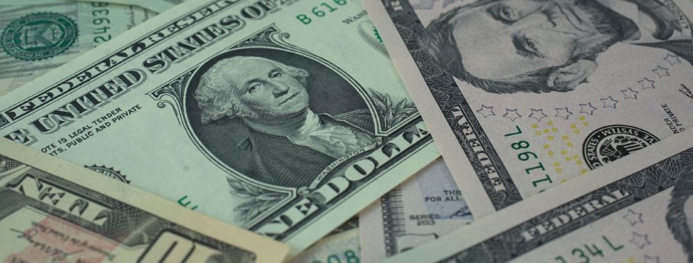 L’enquête sur Powell accentue la pression sur la Fed–implications pour l’or et le dollar