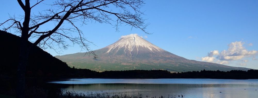 Le Japon sort de l’ombre: Plus d’une décennie d’Abenomics et la fin de la déflation