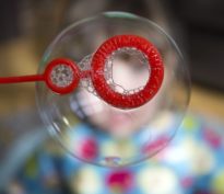 Les bulles financières finissent toujours par éclater. Pour l’IA, c’est trop tôt