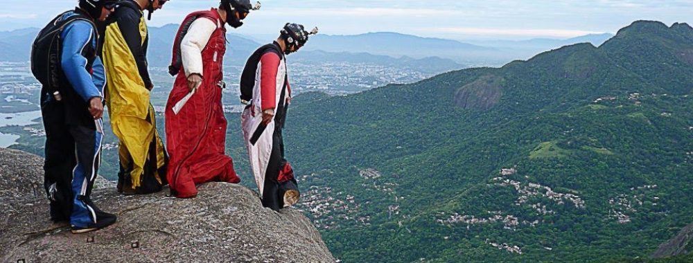 Toujours plus haut. Mais prudemment quand même, parce que j’y vais mais j’ai peur