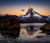 Les investisseurs suisses misent sur des placements actifs et alternatifs