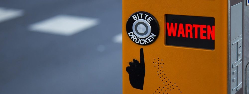 Les merveilleux 100 jours de Trump et Powell qui ne comprend toujours rien